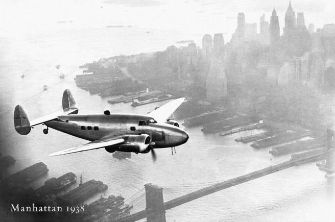 NYC_11_Lockheed-Super-Electra-Howard-Hughes-1938